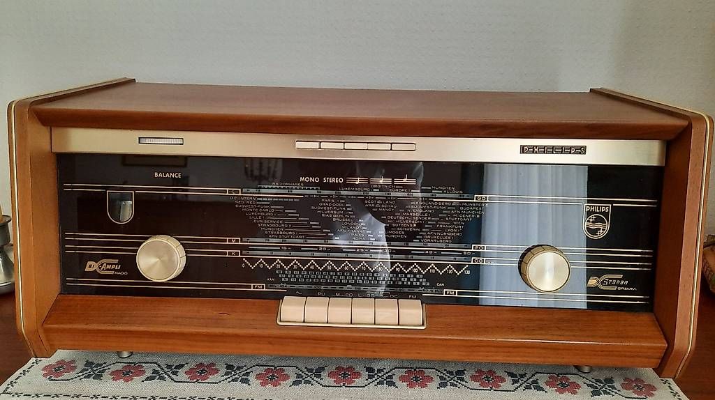 Radio: Röhrenradio Philipps – Usato da Schwerzenbach venduto da Baden03