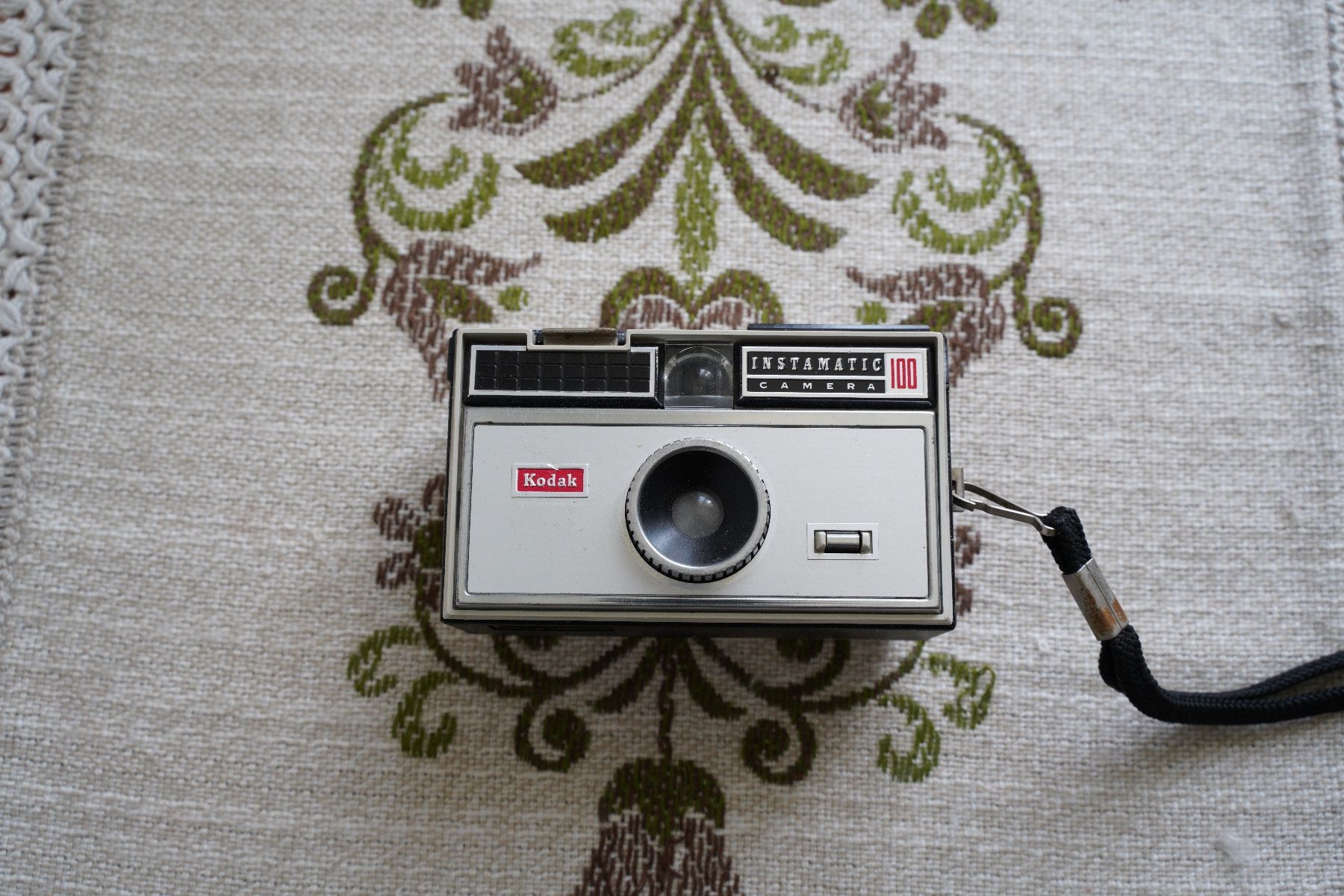 Kodak Fotocamera: Instamatic camera 100 – Difettoso da Dagmersellen venduto da sim_zqh8
