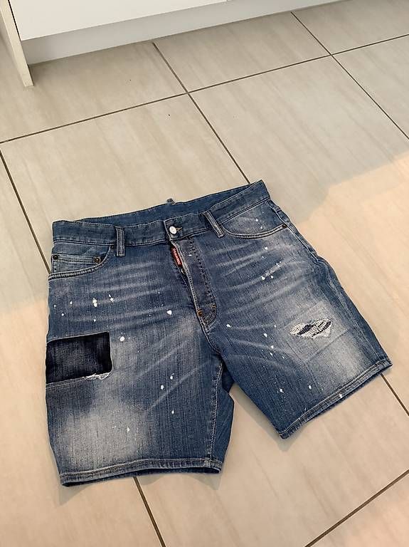 Jeans: Jeans kurz DSQUARED2 – Gebraucht aus Münchwilen TG von aeronautica72 4