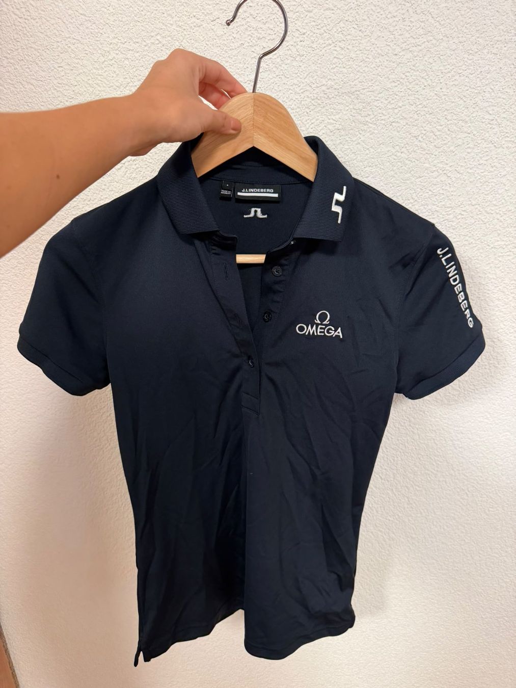 Lindeberg Polo-Shirts: Polo de Golf Lindeberg OMEGA – Gebraucht aus Pieterlen von Upcycle_switzerland 2