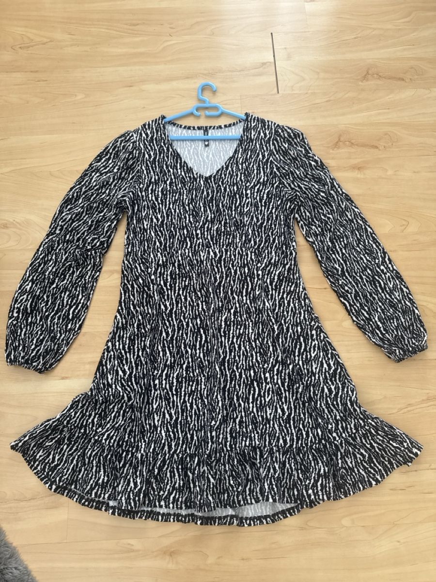 Vestiti: Neue Kleid Gr.S – Nuovo (secondo la descrizione) da Waltenschwil venduto da lina-04