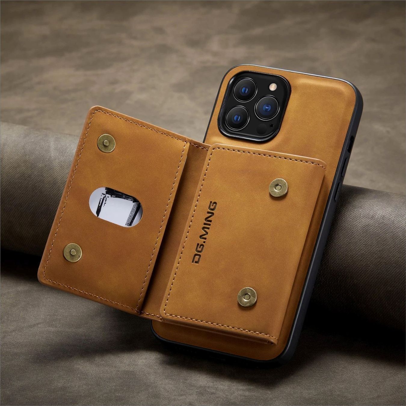 Cover & Protezioni schermo: Iphone 14 Pro Max Lederhülle Geldbörse Cover – Nuovo e nell'imballaggio originale da Chiasso venduto da online.shop 5