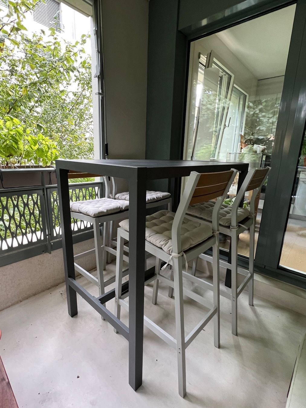 Ikea Set di tavolo e panche: Garden - balcony table + 4 chairs – Usato da Corsier GE venduto da Karol_save_planet 4