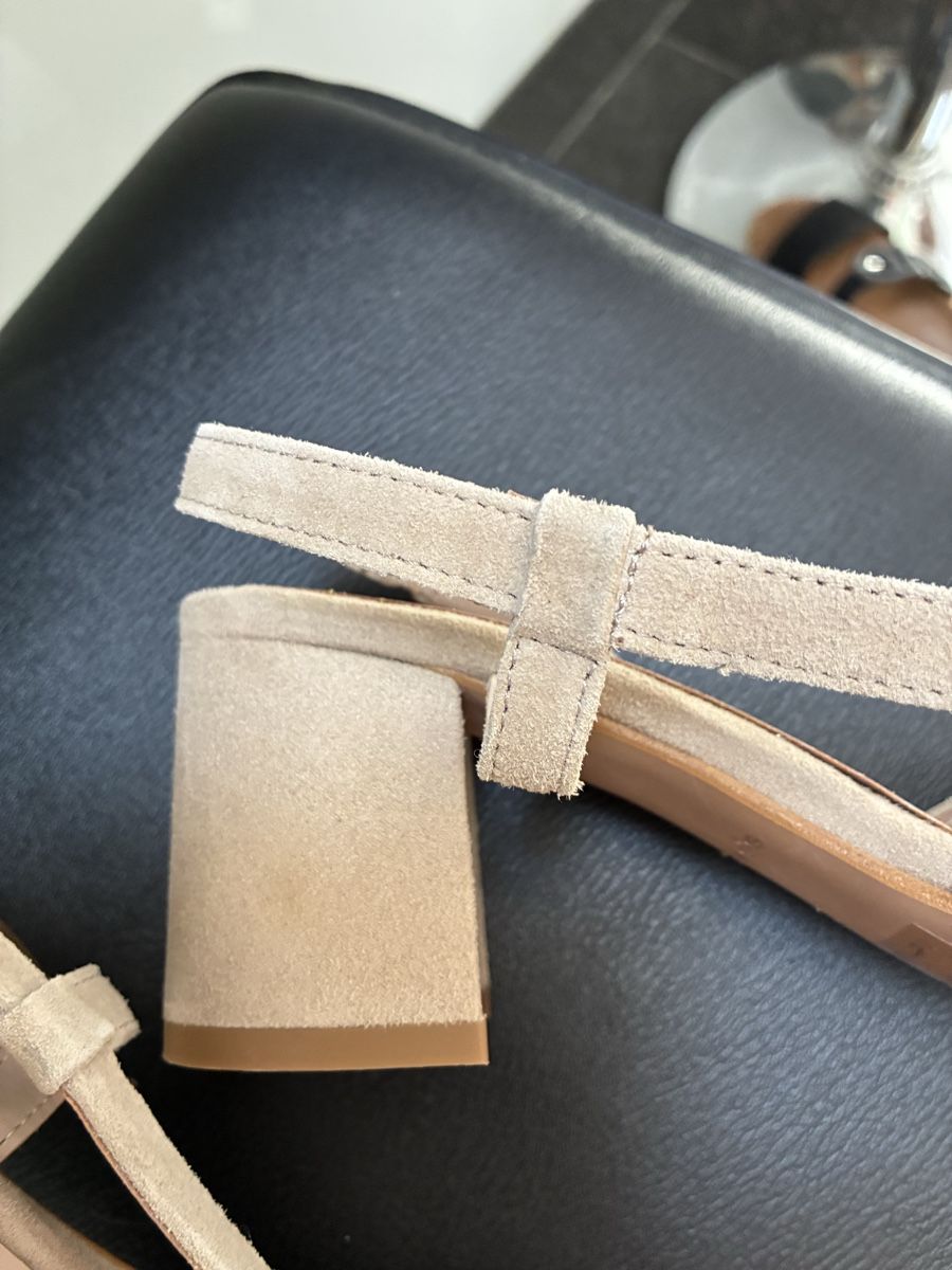 Tamaris Scarpe da donna: Neue Tamaris Sandale Leder Grösse 37 – Nuovo e nell'imballaggio originale da Dietikon venduto da ebegab 2