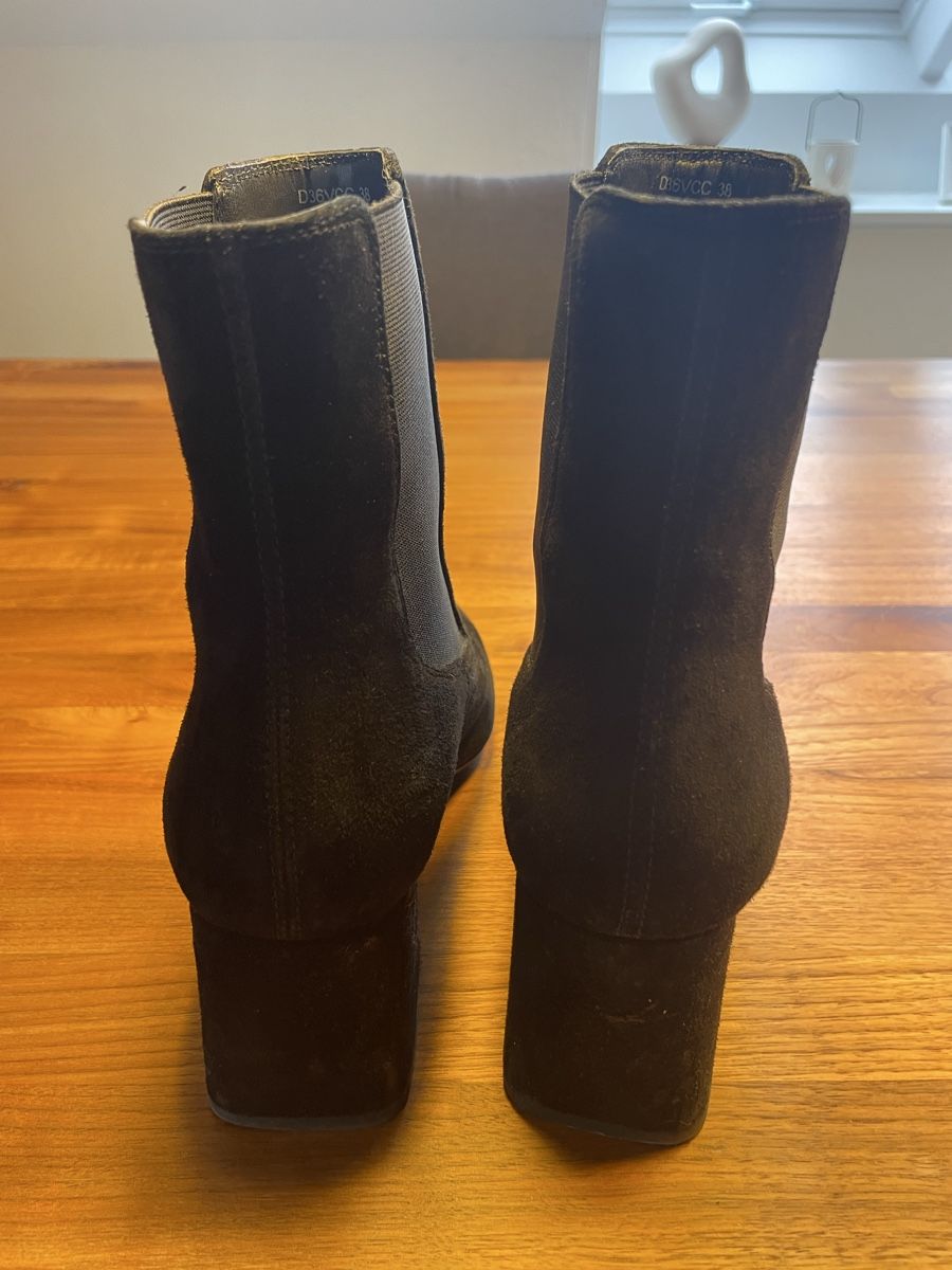 Geox Scarpe da donna: GEOX Boots, Gr. 38 – Nuovo (secondo la descrizione) da Zürich venduto da Giulia033 1