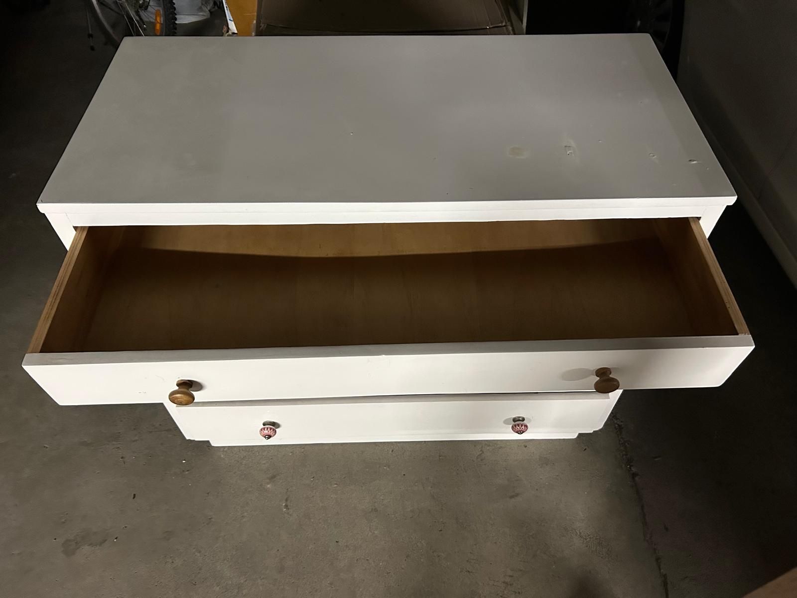 Cassettiere: Commode vintage blanche à 4 tiroirs - Idéale chambre! – Usato da Sion venduto da Betty1512 2