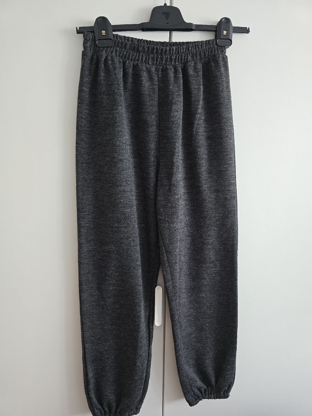 Only Pantaloni: Only Joggers - Grösse S  – Nuovo e nell'imballaggio originale da Rickenbach b. Wil venduto da Kth_v8