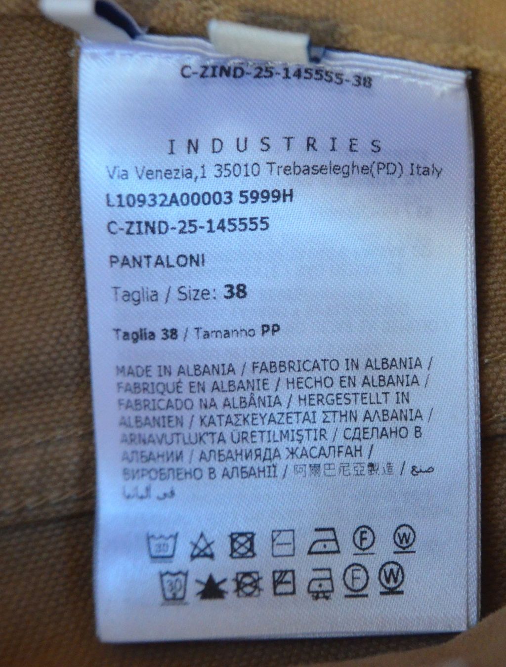 Moncler Pantaloni: Moncler Hose / pantalon .38 – Usato da Collonges venduto da arashee 8