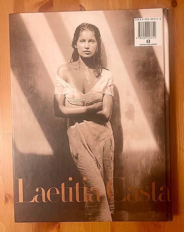 Libri: Laetitia Casta Buch – Usato da Gümligen venduto da VIN-TAGE-ZONE 2