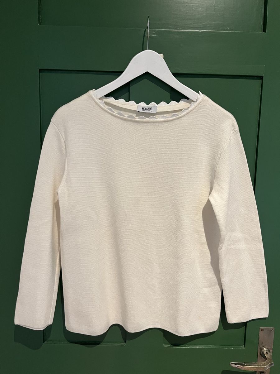 Moschino Pullover & Sweatshirts: Moschino Strickpullover – Gebraucht aus Zollikon von ang_9jc5