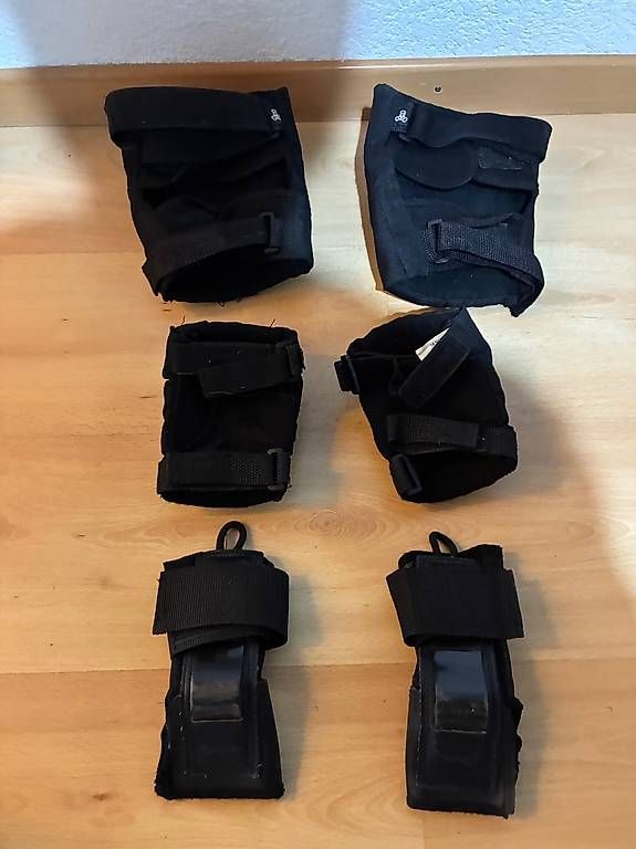 Schutz & Schoner: Ensemble de protections Triple Eight – Gebraucht aus Bouveret von uri_cq5w 1