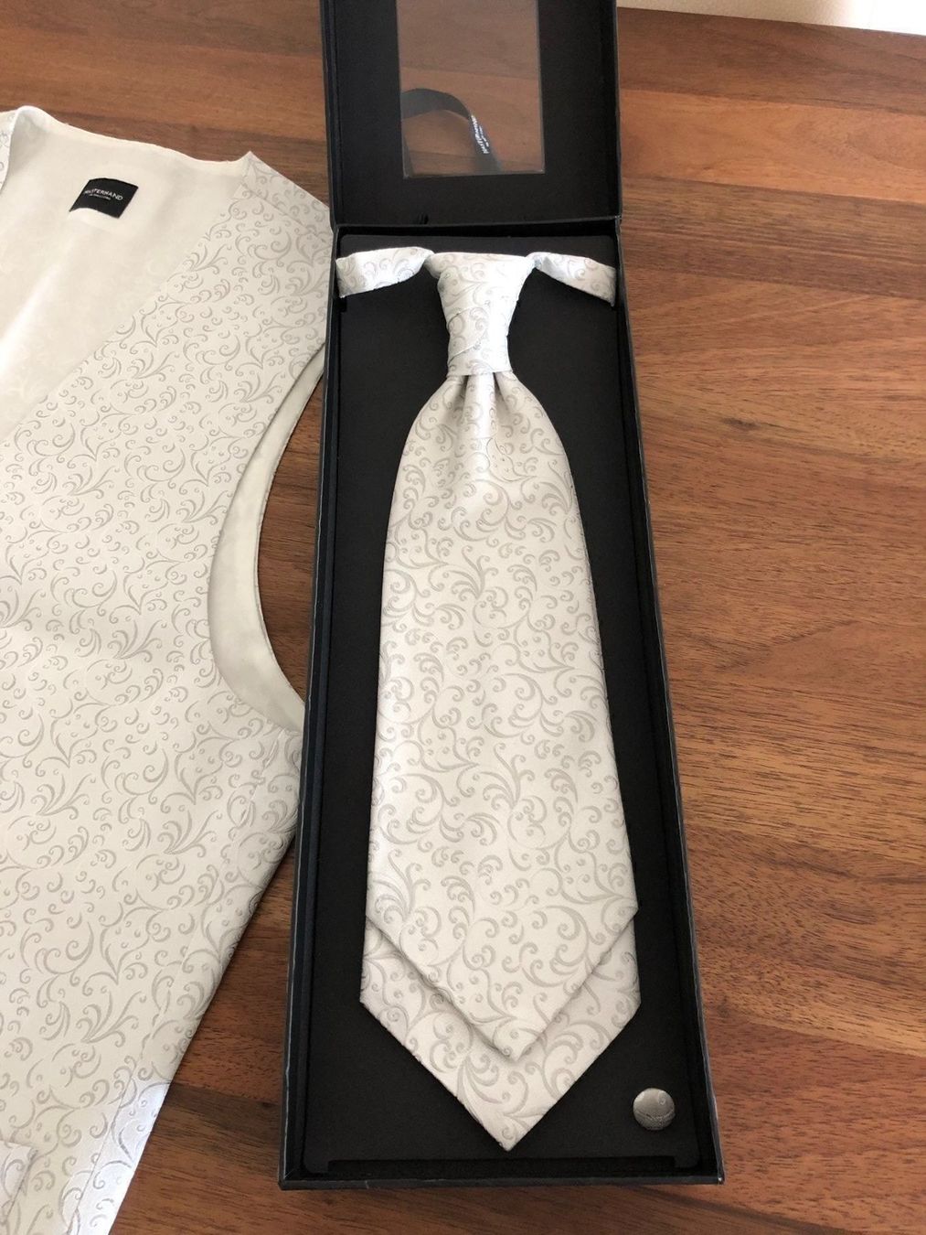 Gilet & Giacche: Seide Hochzeit Gilet & Krawatte – Nuovo (secondo la descrizione) da Luzern venduto da julia917 5