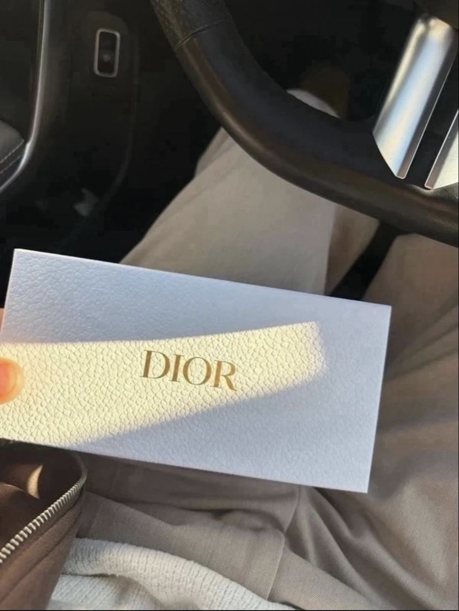 Lunettes & Verres: Dior Sonnenbrille – Neuf avec emballage d'origine à Bennau par chi_cqb5 1