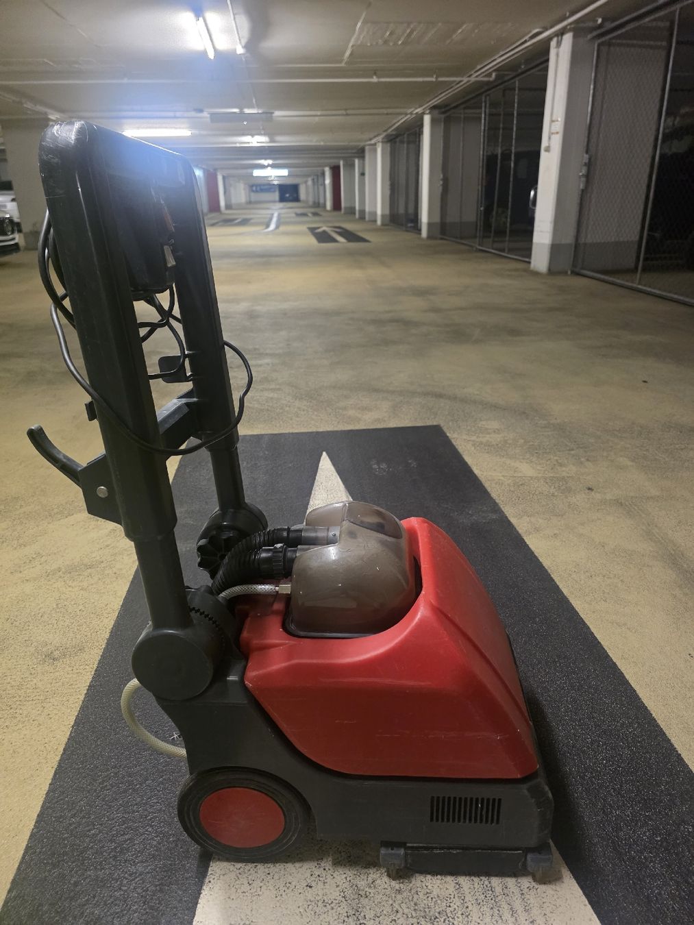 Cleanfix Tutte le macchine: CLEANFIX RA 300E #TASKI WETROK NILFISK KÄRCHER – Usato da Zürich venduto da 5183840711 1