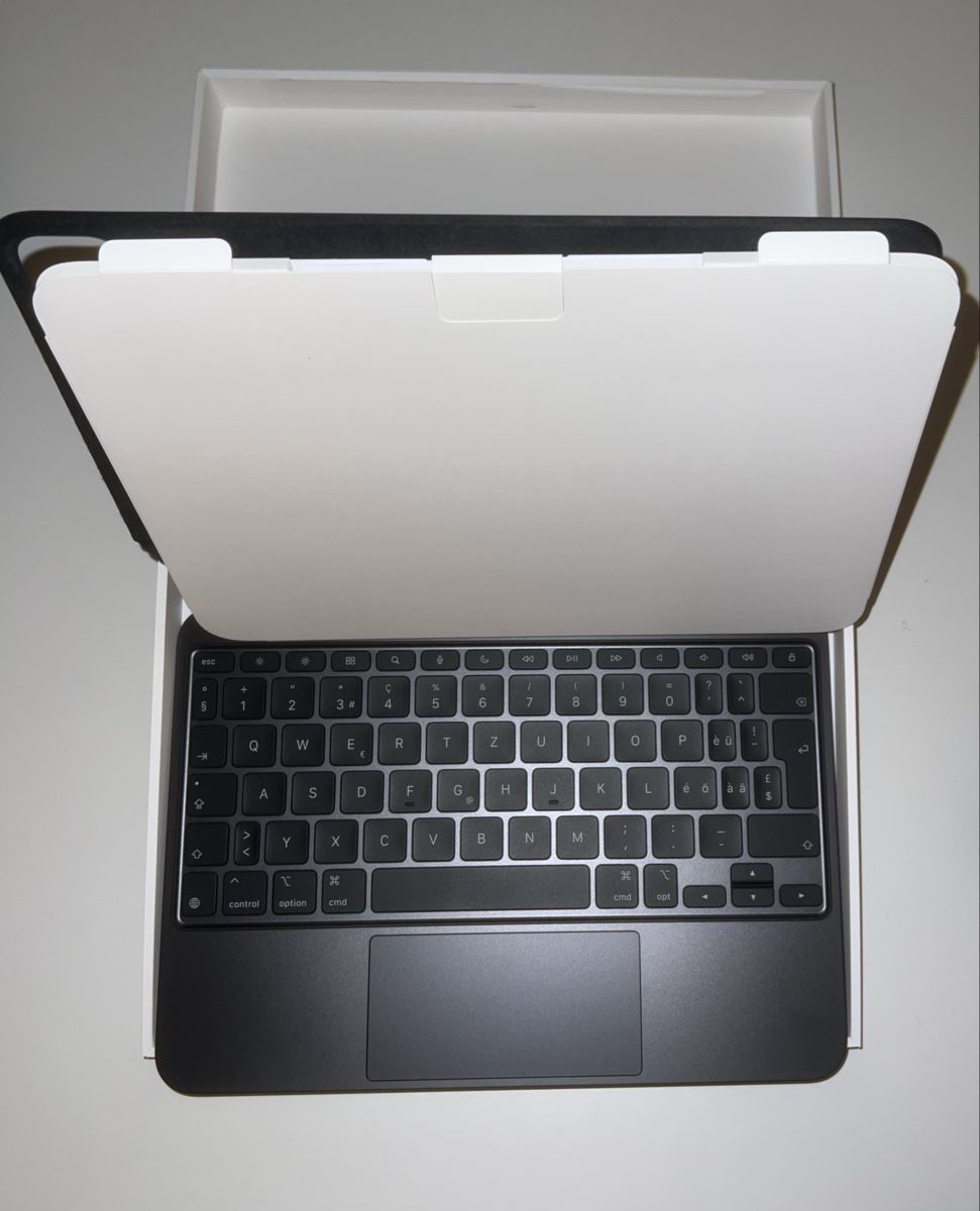 Apple Tastiere: Apple Magic Keyboard – Nuovo (secondo la descrizione) da Oberwil b. Zug venduto da Ikarus71 4