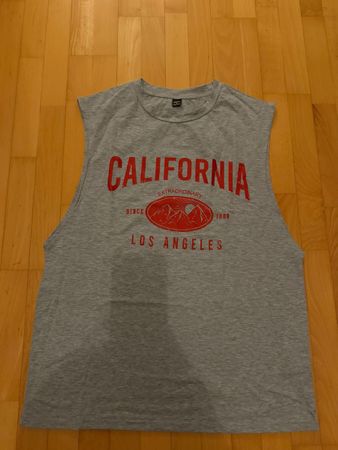 Tank Top California grau Motiv rot Grösse L gebrauchter Zust