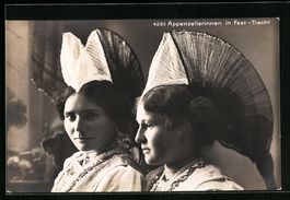 AK Appenzellerinnen in Fest-Tracht, 1919