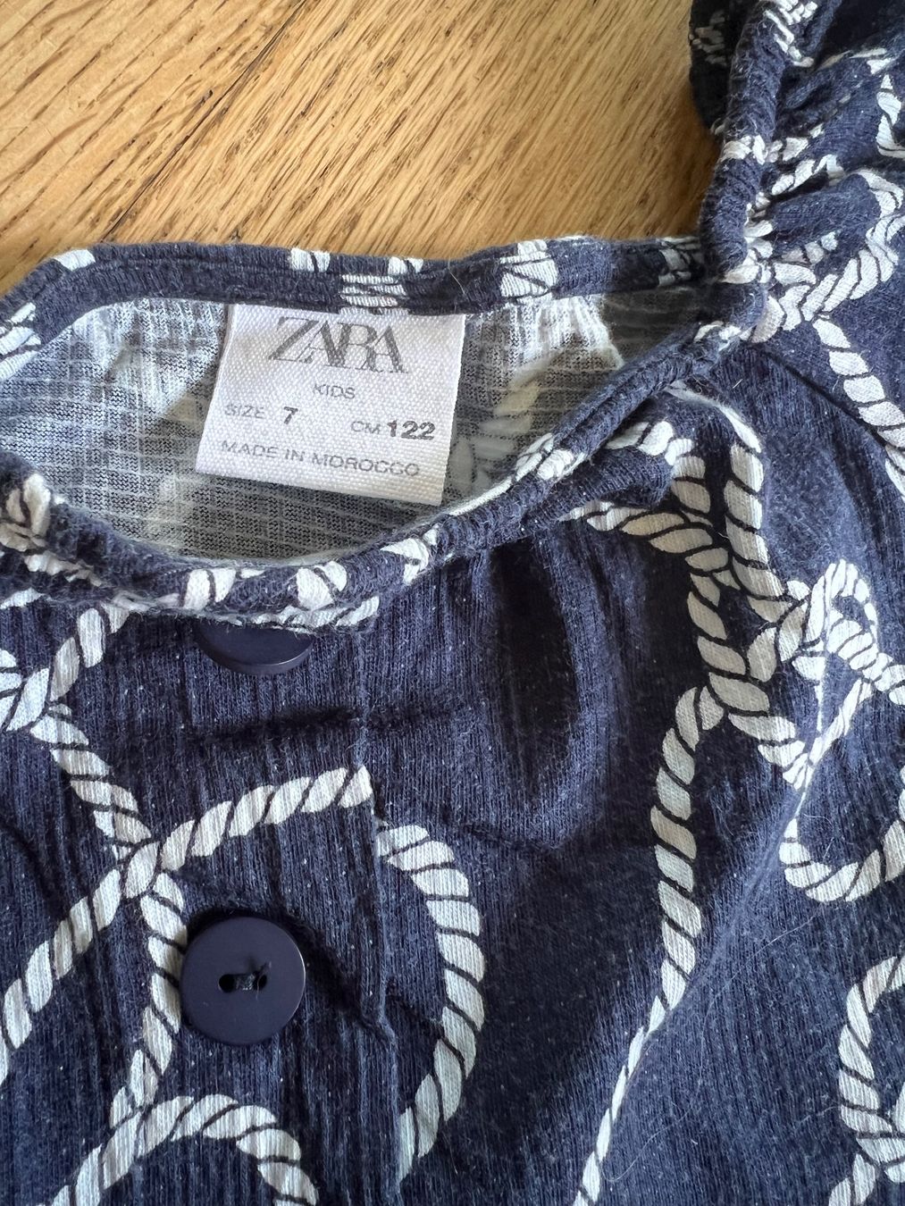 Zara Camicette, T-shirt & Top: Top Zara Grösse 122 – Usato da Beinwil am See venduto da brigittehug 1
