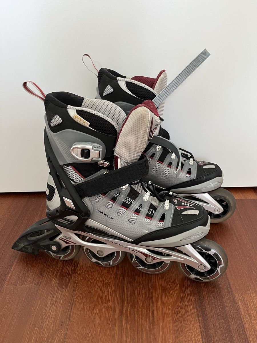 Pattini in linea & Pattini a rotelle: Rollerblade Inlineskates Grösse 42.5 + Rucksack – Usato da Sirnach venduto da Trainman0