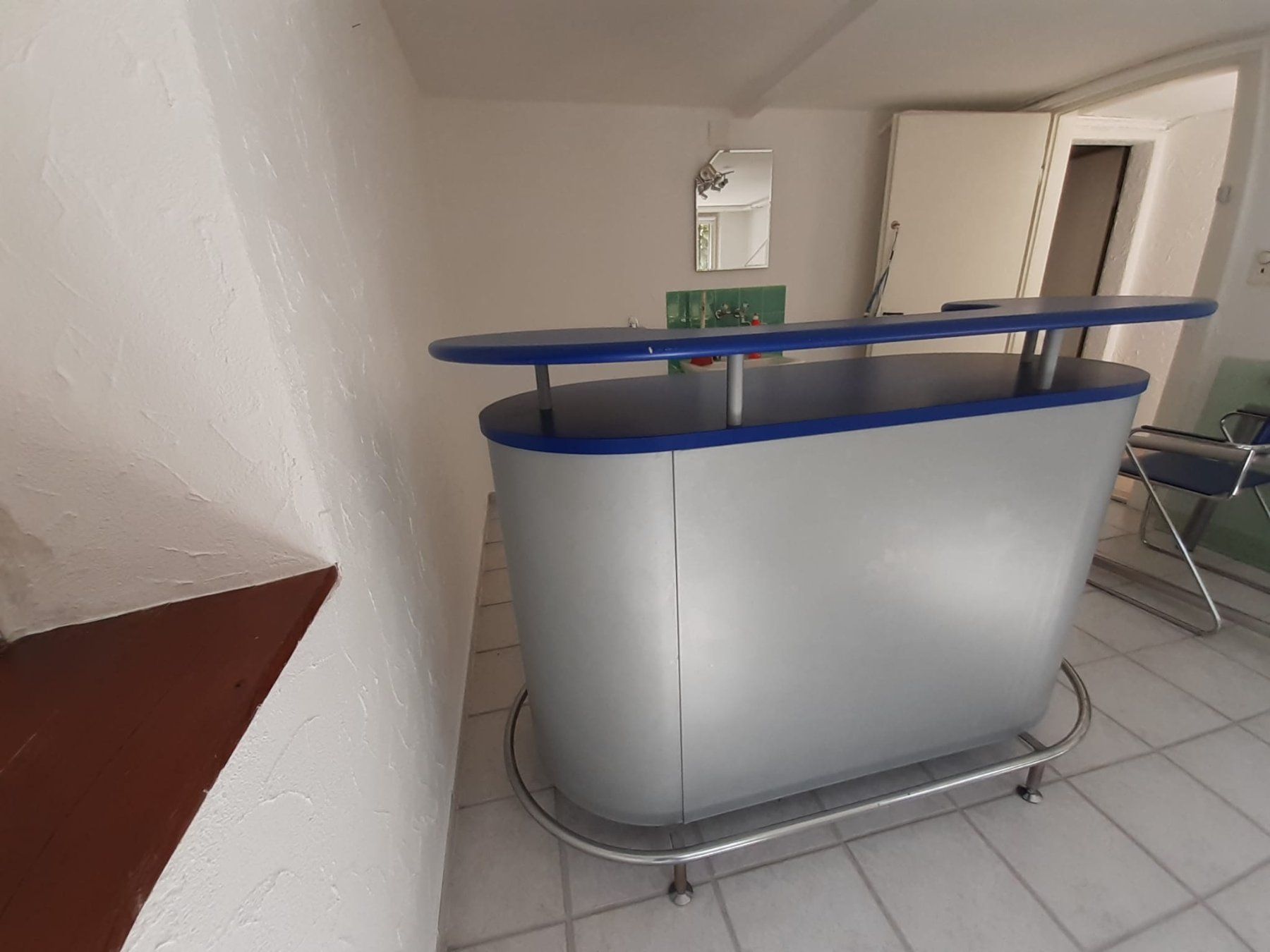 Allestimento di negozi e stand fieristici: Bartheke – Usato da Bonstetten venduto da Theo75 4