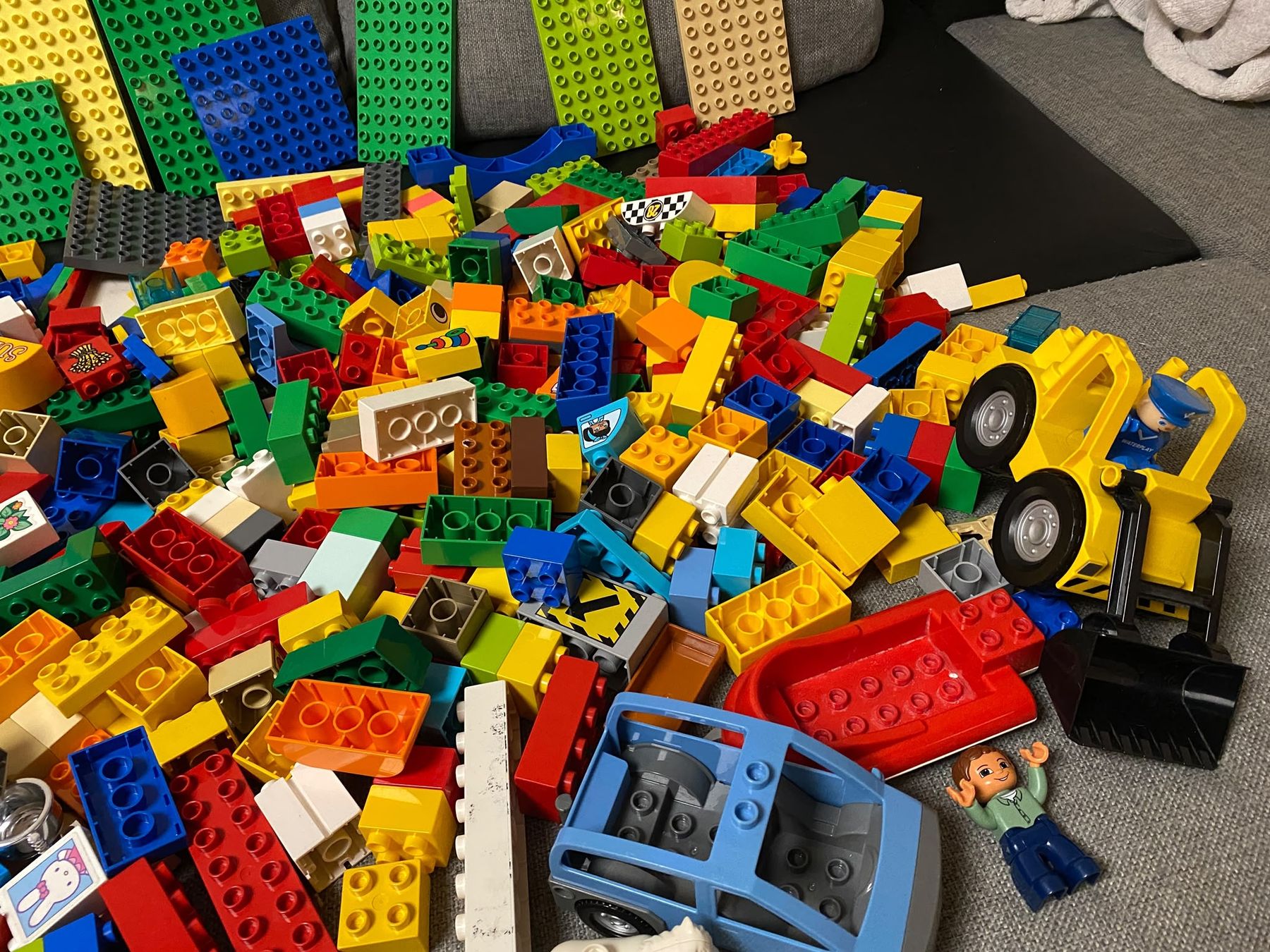 Lego Spielzeuge: Lego Duplo Steine und Platten – Gebraucht aus Winterthur von pat.paw 4