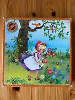 Penelope Puzzle, Märchen