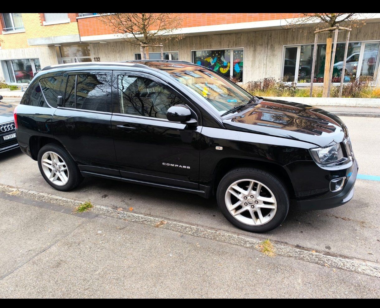 Jeep Automobili: Jeep compas 2.2 crdi Diesel mfk vorbereitet – Usato da Affoltern am Albis venduto da sva_7qsb 4