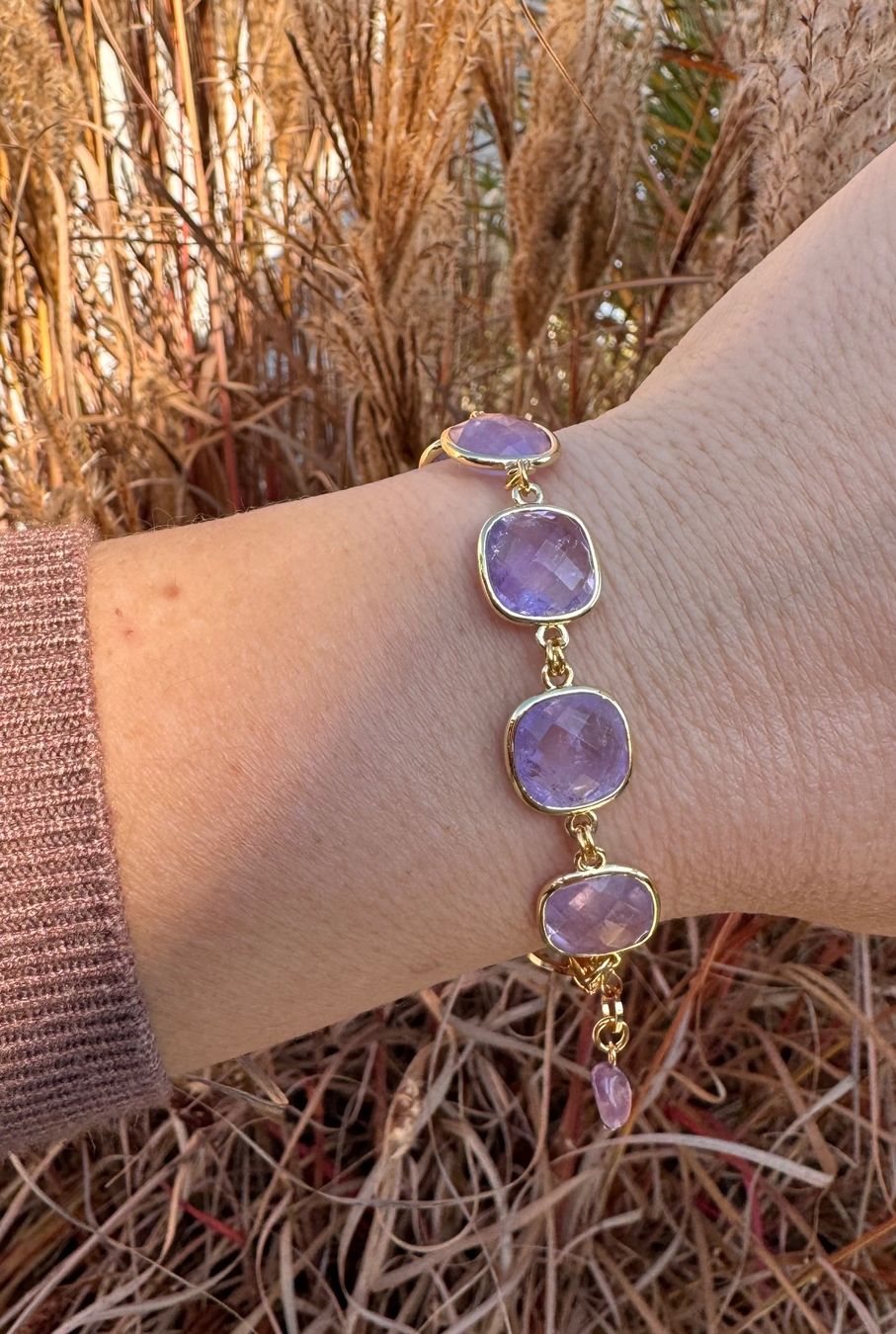 Armbänder & -reifen: Wunderschönes AMETHYST-Armband mit Charm vergoldet – Neu und originalverpackt aus Rombach von Ivreajewels 3