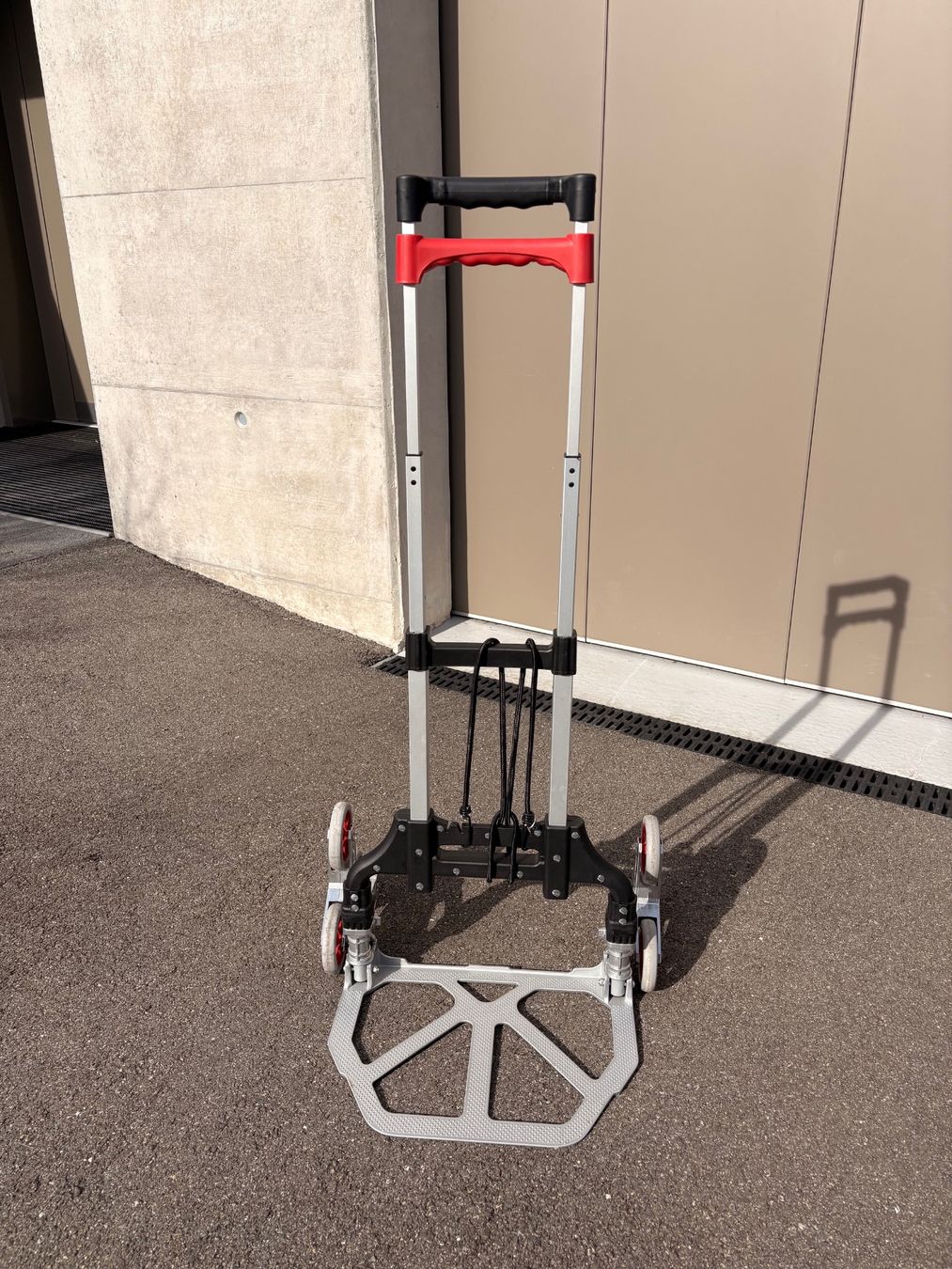 Valigie & Borse: Treppensteigen Handwagen 30-70kg ayce – Usato da Pfäffikon ZH venduto da Vpxg9