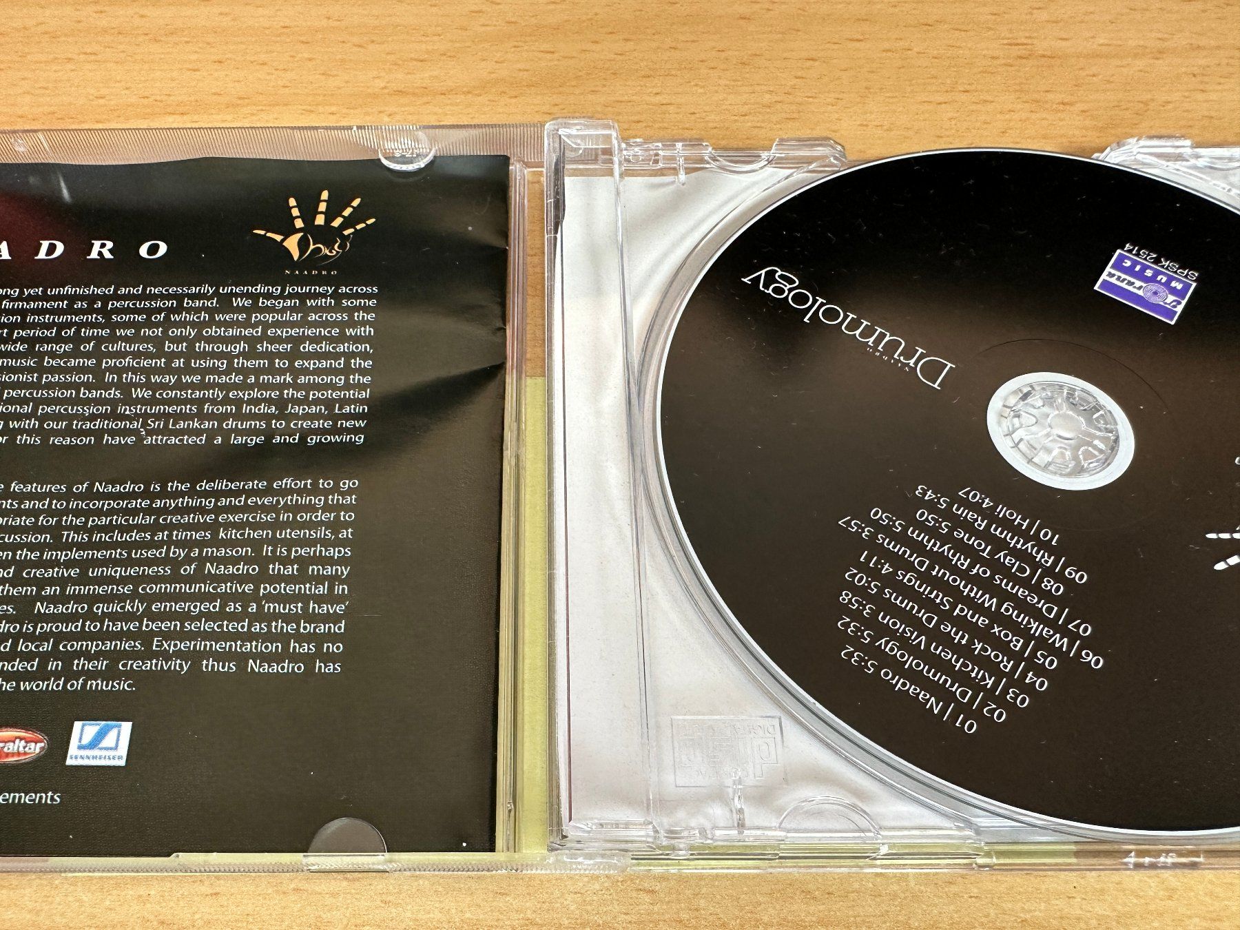 CD: Naadro Drumology – Usato da Rikon im Tösstal venduto da Alpenmutz 2