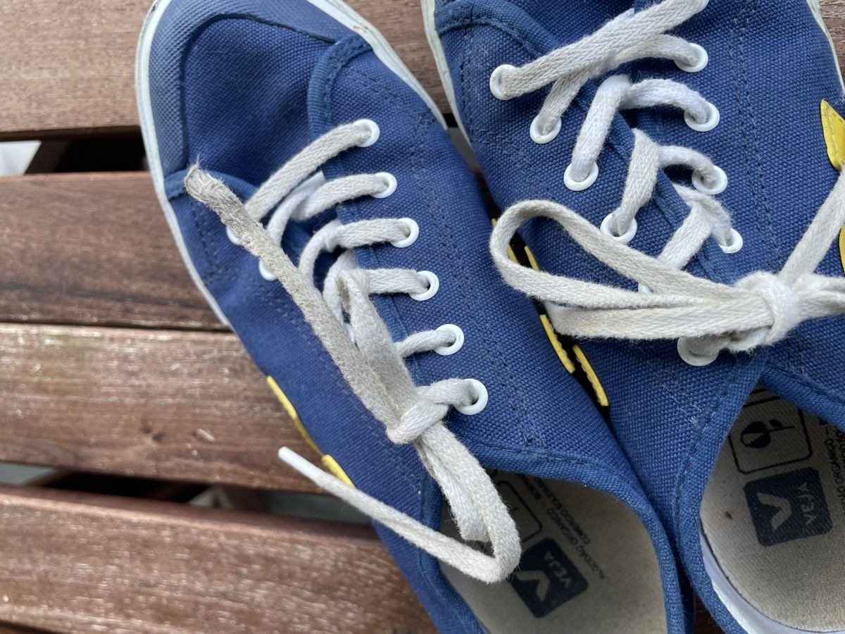 Veja Schuhe für Jungen: Veja Stoffschuhe Gr.37 Blau Gelb – Gebraucht aus Bern von brup 2