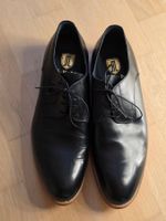 GKM Herrenschuhe Gr. 46 Schwarz-Rot, Made in Italy