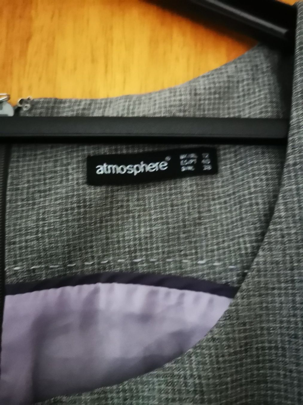 Vestiti: Robe Atmosphere, grise et noire – Usato da Courtepin venduto da Fin_dj7p 7