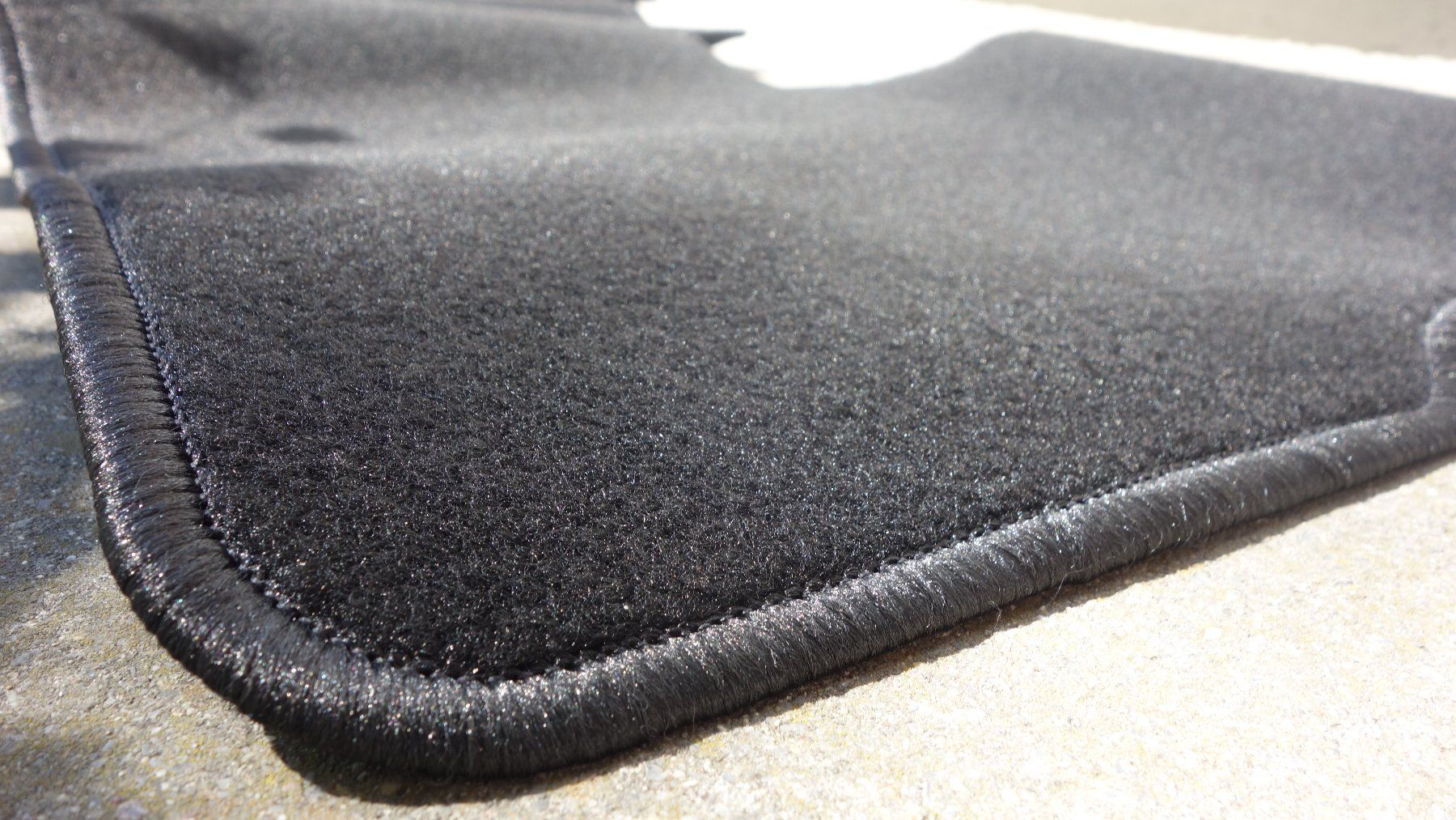 Ford Tapis / Bacs: Fussmatte Ford Transit Custom Autoteppich Teppich Matte NEU – Neuf avec emballage d'origine à wolfhausen par dynamik1971 4