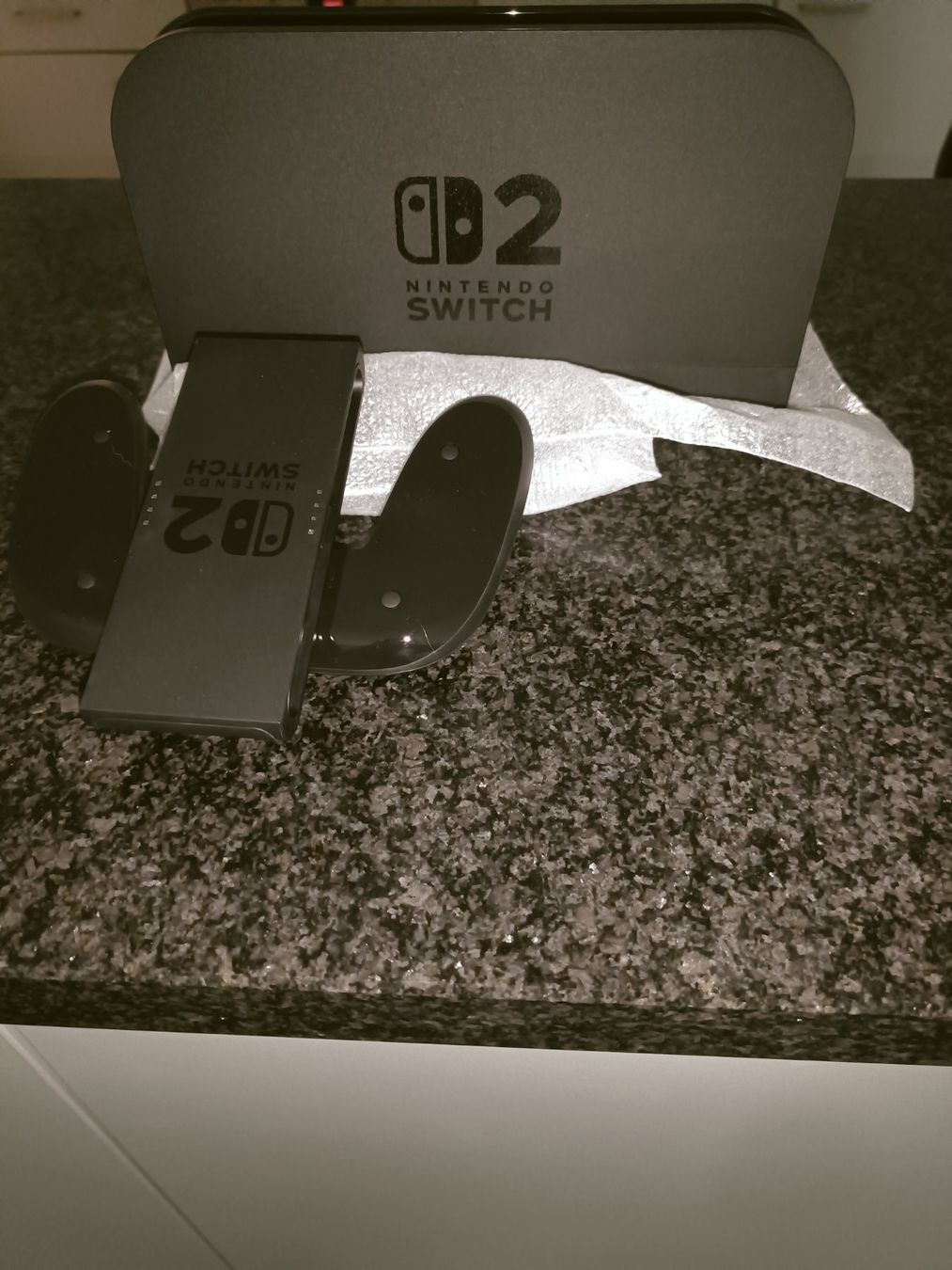 Nintendo Console: Vendo Nintendo switch 2 nuova – Nuovo (secondo la descrizione) da Chiasso venduto da Lucetta76 5