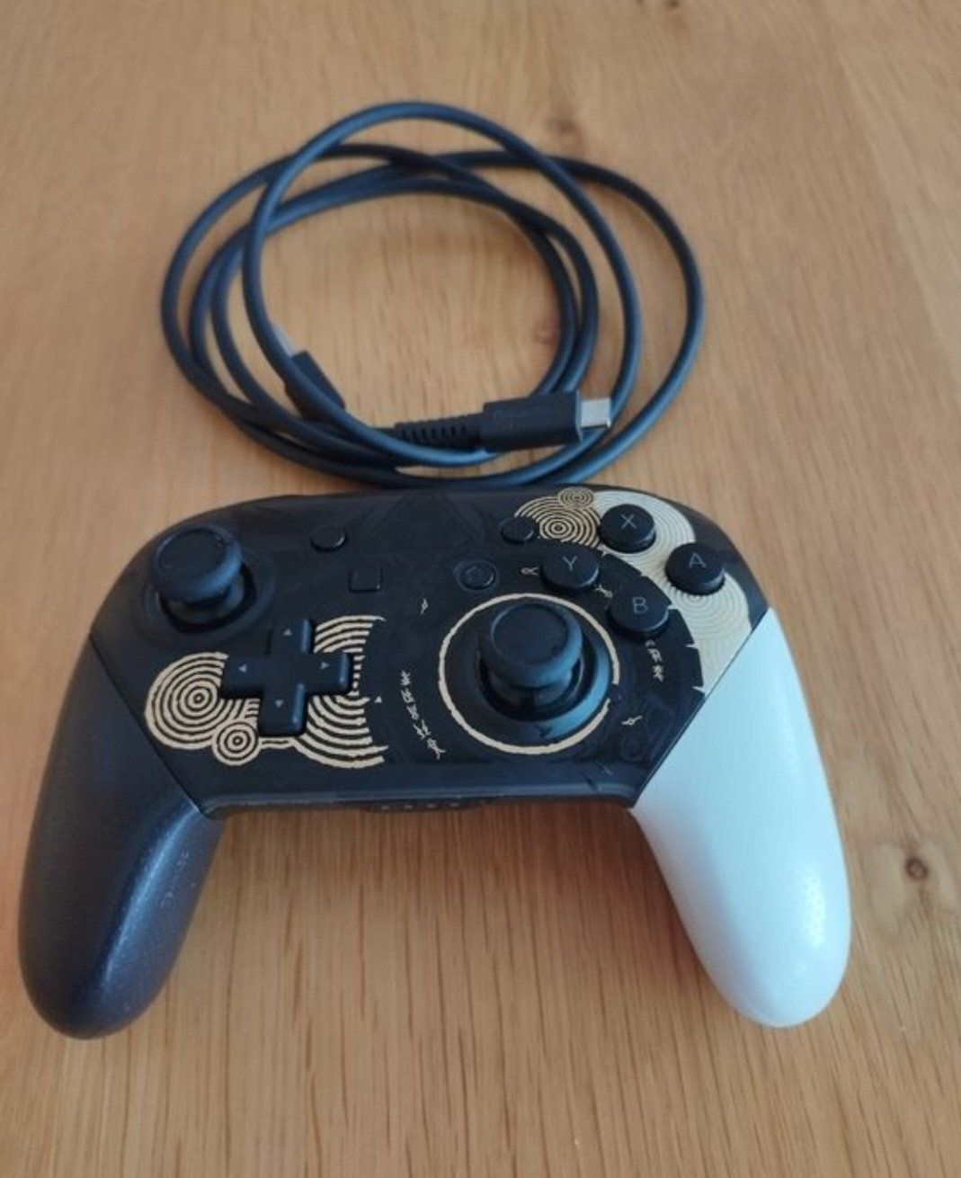 Nintendo Consoles: Nintendo Switch OLED TotK Edition & Pro Controller – Neuf (Voir description) à Walzenhausen par Mitch3r13 6
