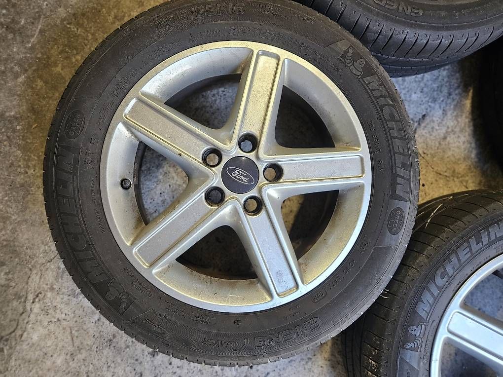 Pneumatici & Ruote complete: 4 CERCHI IN LEGA PER FORD FOCUS  – Usato da Biasca venduto da autolowcost 1