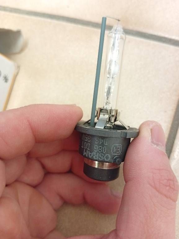 Alle Autoersatzteile: Ampoule xénon Philipps D4S – Neu und originalverpackt aus Lausanne von Lesko 2
