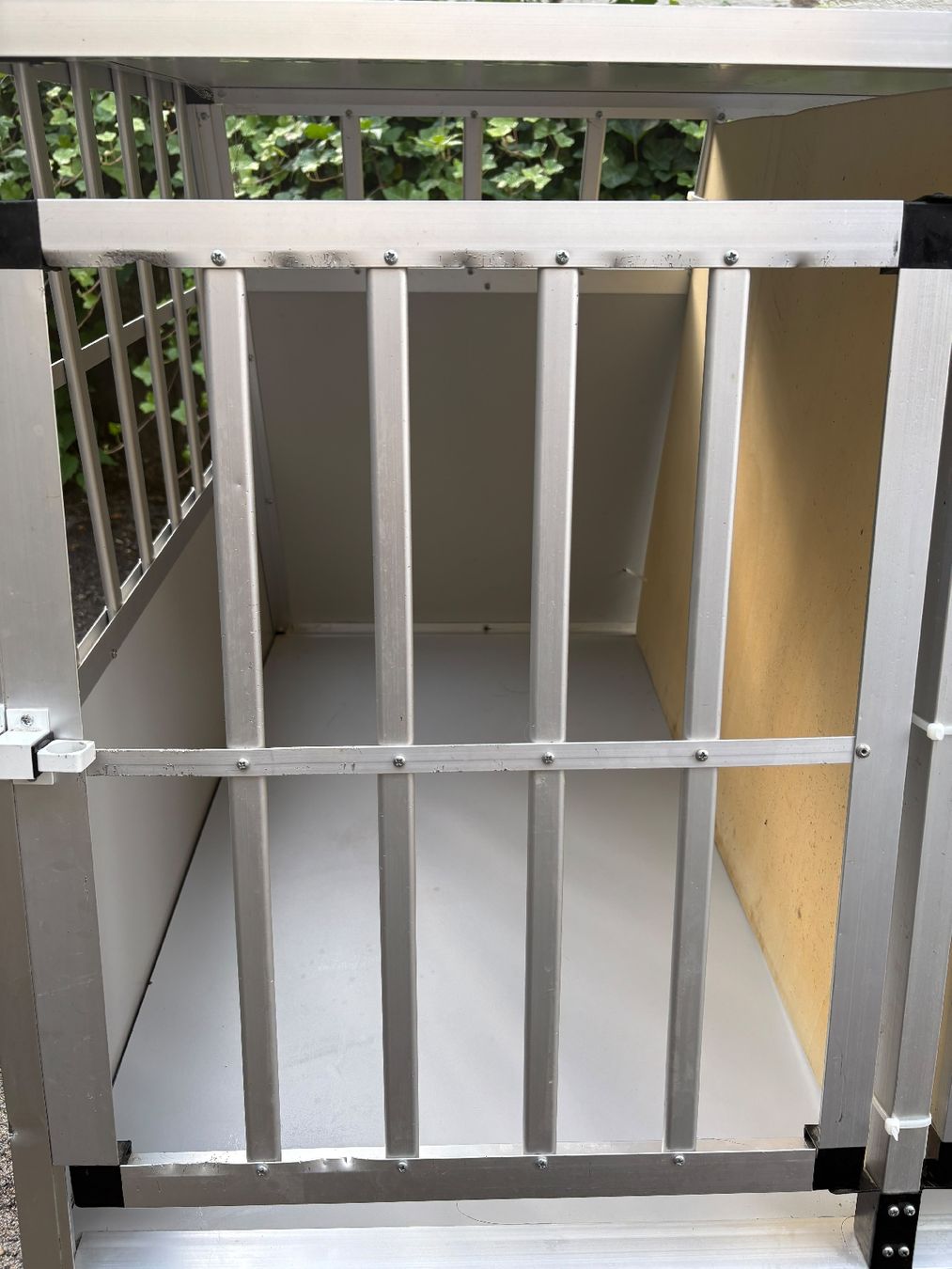 Käfige, Transport & Sicherheit: Boxe Double pour Chien en Aluminium – Gebraucht aus Biel/Bienne von StrawGuy 6