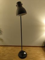  Stehlampe 