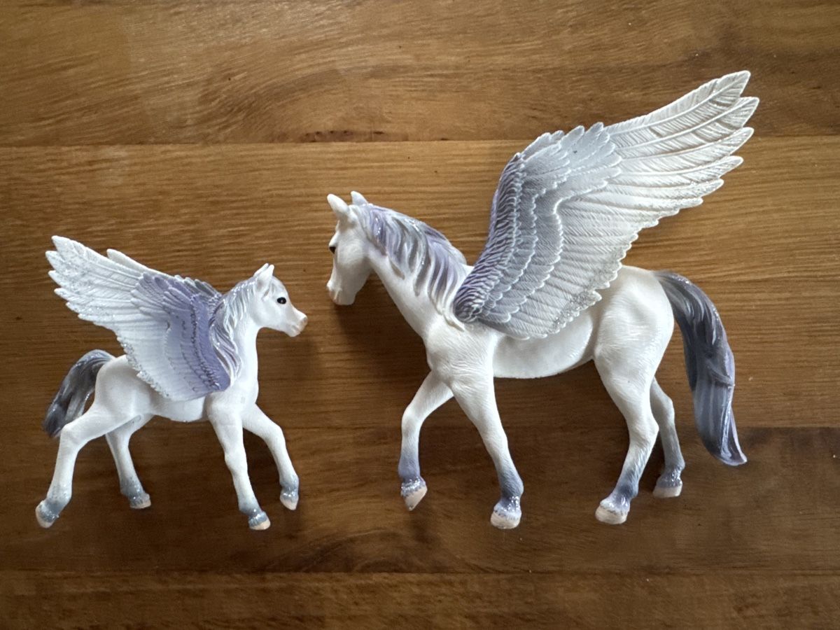 Schleich Giocattoli: Pegasus Stute und Fohlen von Schleich – Nuovo (secondo la descrizione) da Frauenkappelen venduto da leola1973 1