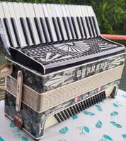 Accordéon Bernard Geneve 4 voix