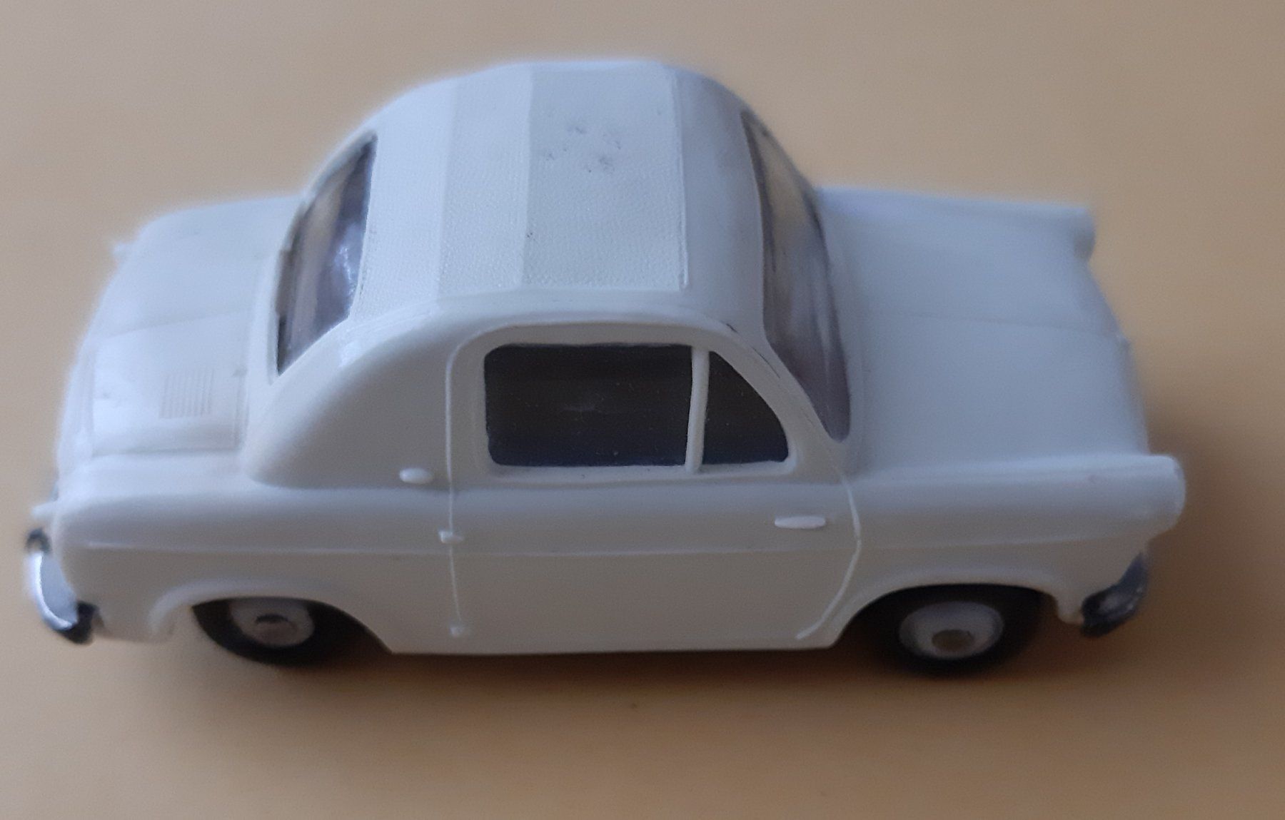 Norev Modellini d'auto: Norev No.18 VESPA 400 Piaggio – Usato da Schenkon venduto da Elbarto007 3