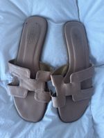 Sandales plates roses cuir, parfaites pour l'été!