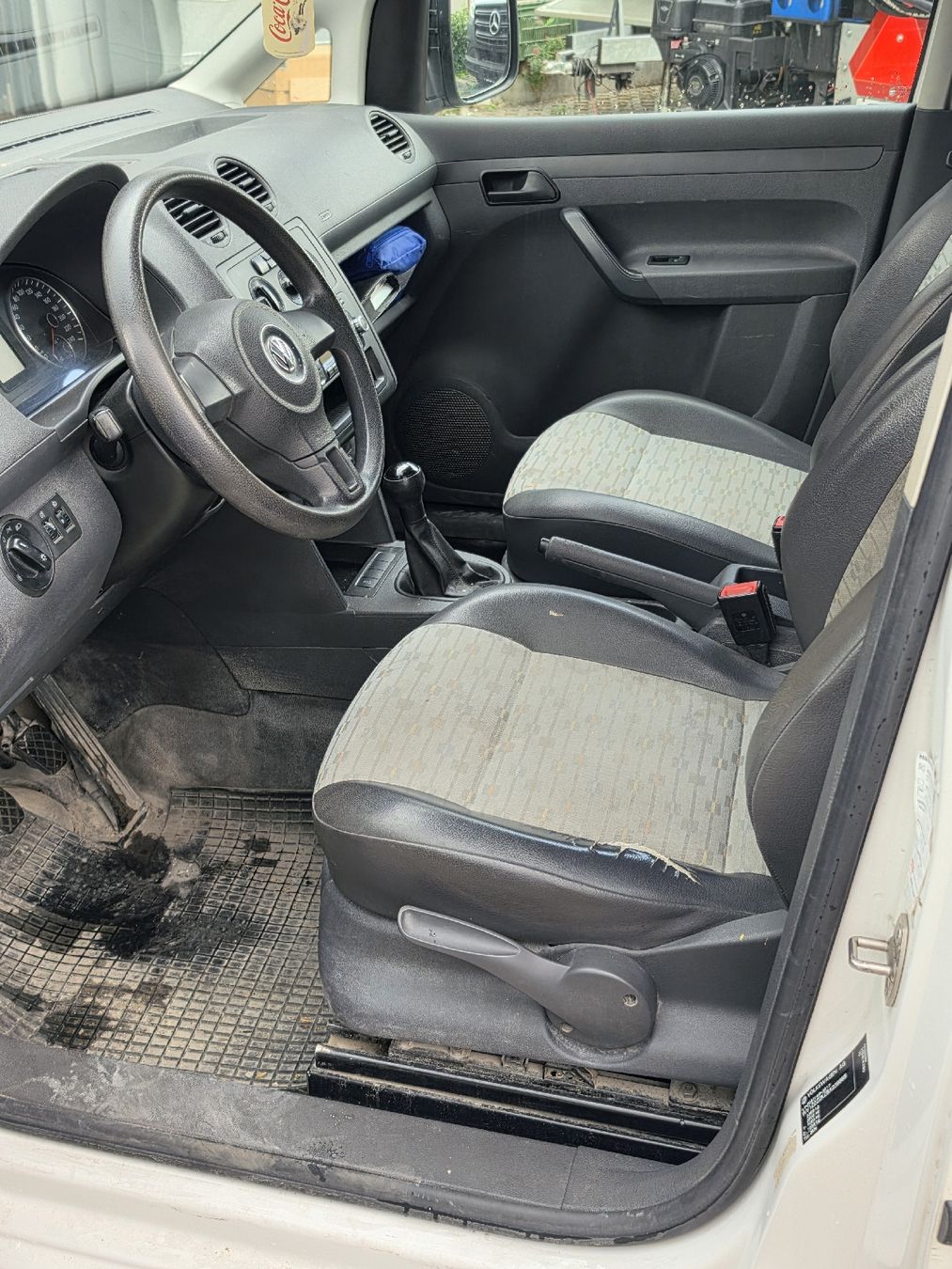 VW Veicoli commerciali: VW Caddy 1.2 TSI Kastenwagen – Usato da WIL SG venduto da Sprin319 7