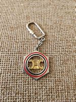 Celine porte-clés vintage hexagonal triomphe bag charm