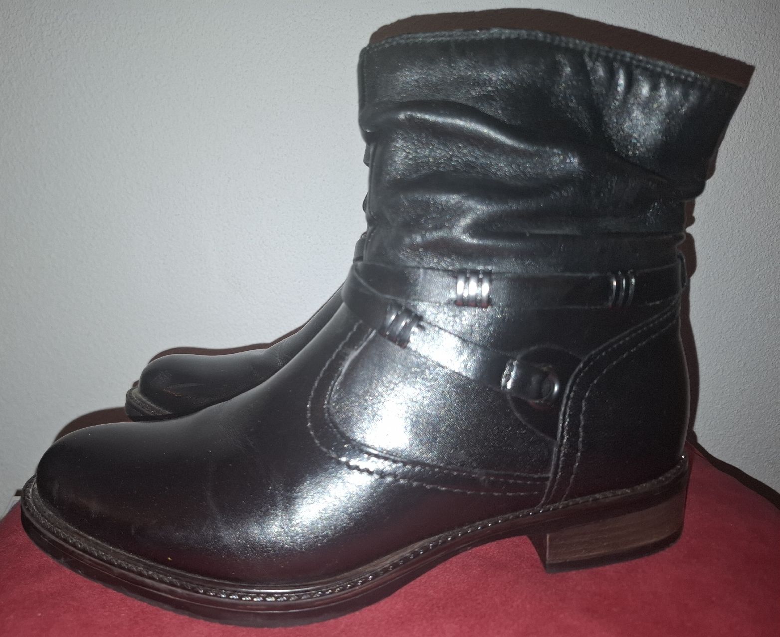 Scarpe da donna: Neue Leder-Stiefeletten  5th Avenue Gr.36 – Nuovo (secondo la descrizione) da Zürich venduto da ual_t6zt