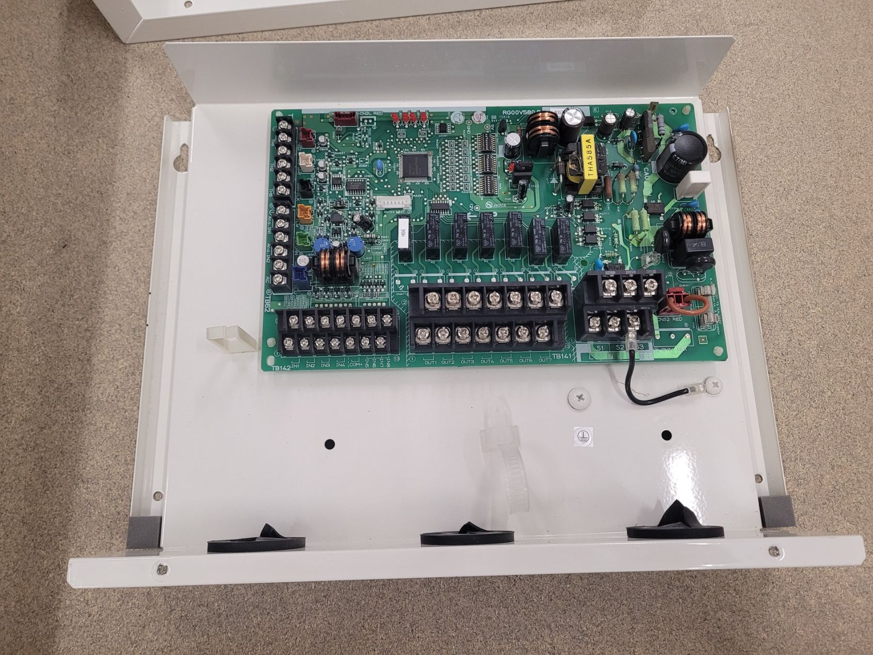 Mitsubishi Componenti elettronici: Mitsubishi Electric PAC-IF012B-E Interface Box – Usato da Vitznau venduto da Night-Fire 7