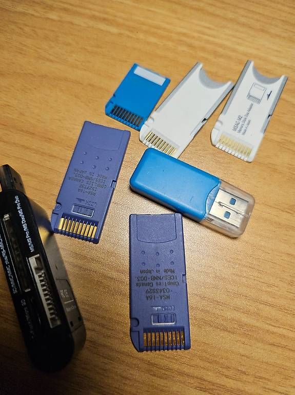 Schede di memoria: Sony Memory Stick Set zu verkaufen. – Usato da Urdorf venduto da frischfish 2