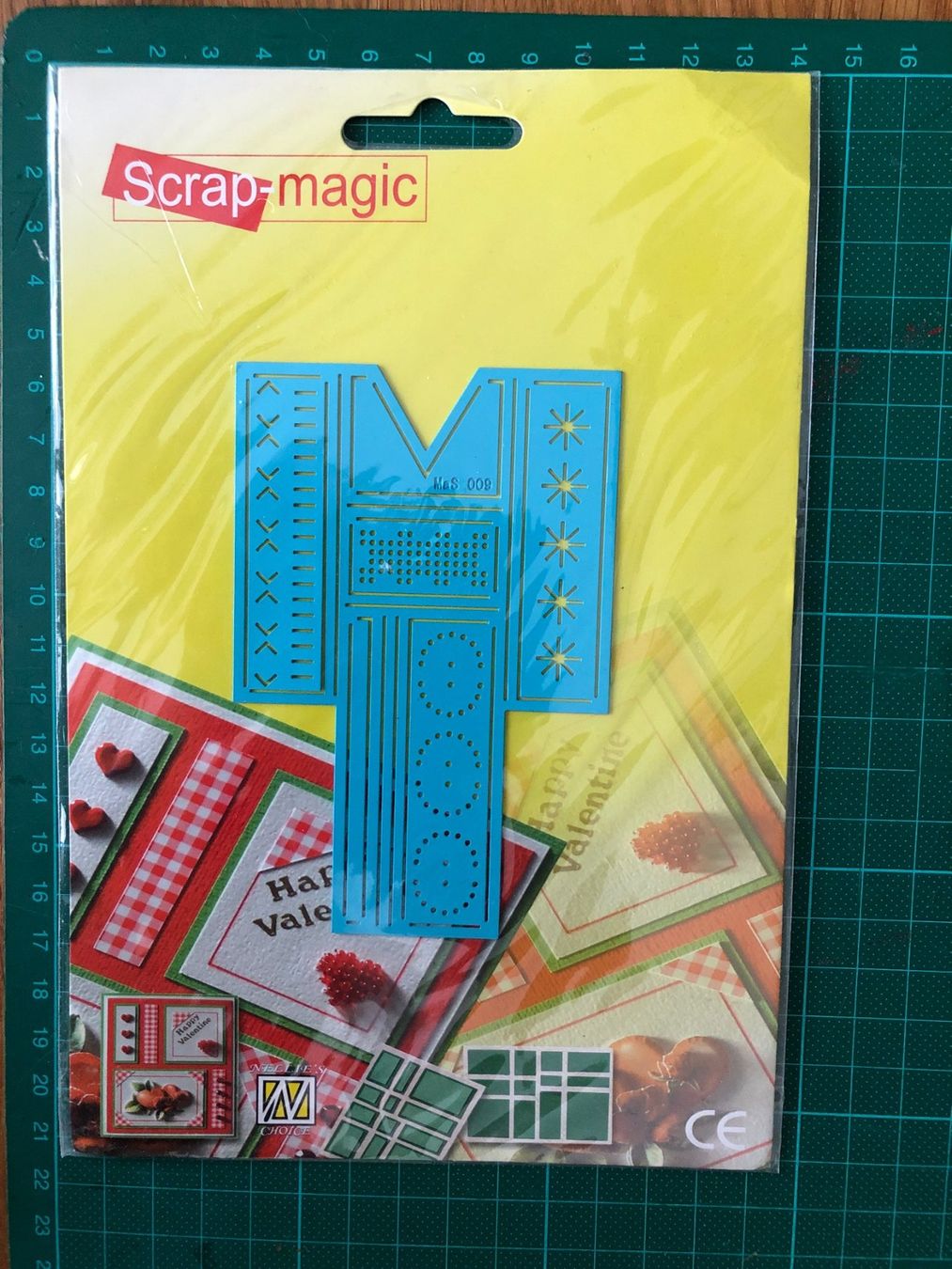 Sciablone: Nellie Snellen-Scrap-Magic-Schablone - MaS009 Kimono – Nuovo e nell'imballaggio originale da Fischbach-Göslikon venduto da 78anna